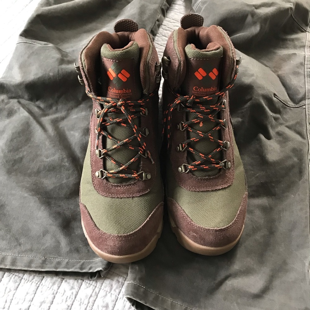 Men’s Columbia Waterproof Boots EUC